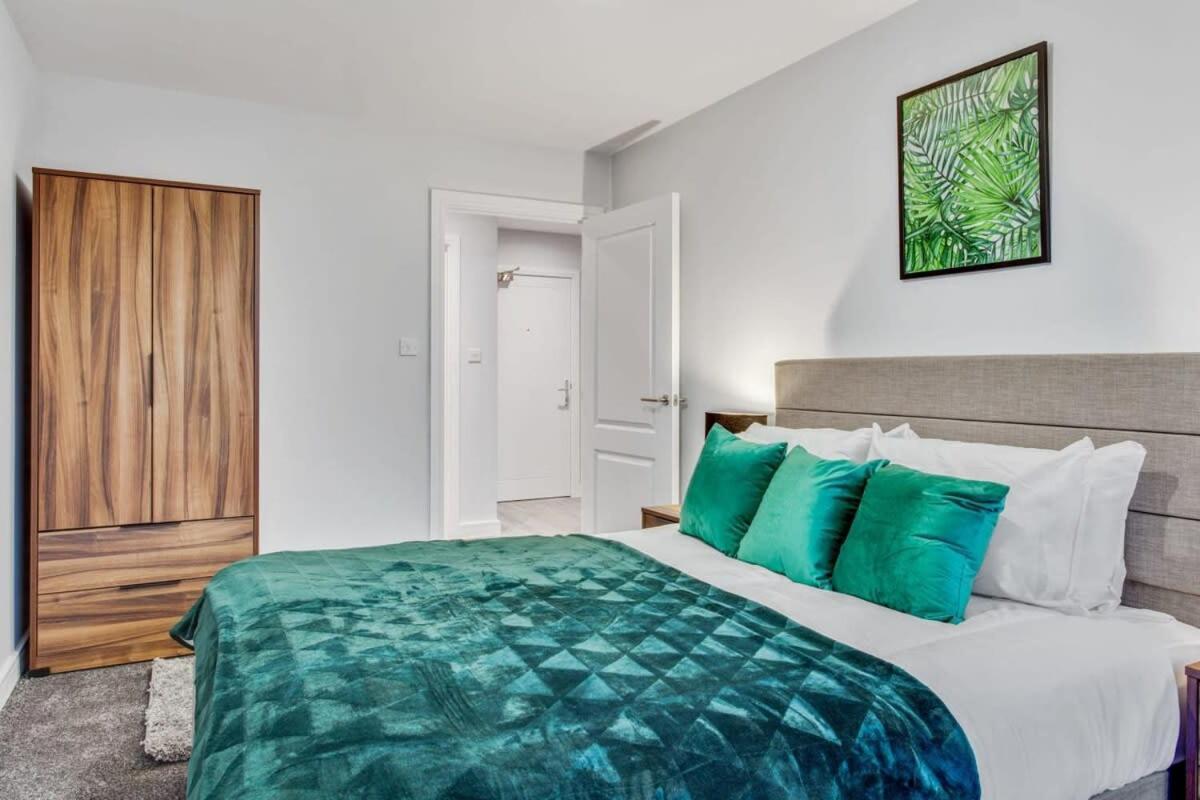 Apartment Stylish And Bright 1 Bedroom Flat In *
