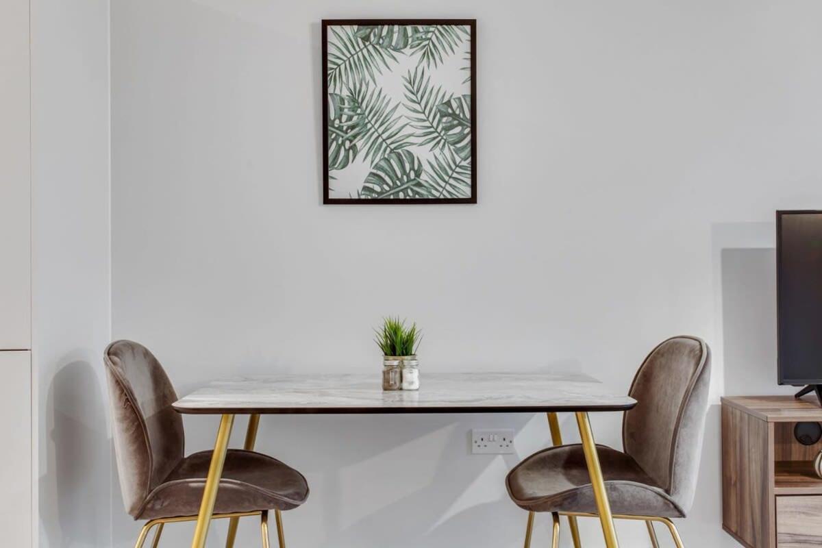Apartment Stylish And Bright 1 Bedroom Flat In Birmingham
